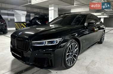 Седан BMW 7 Series 2022 в 