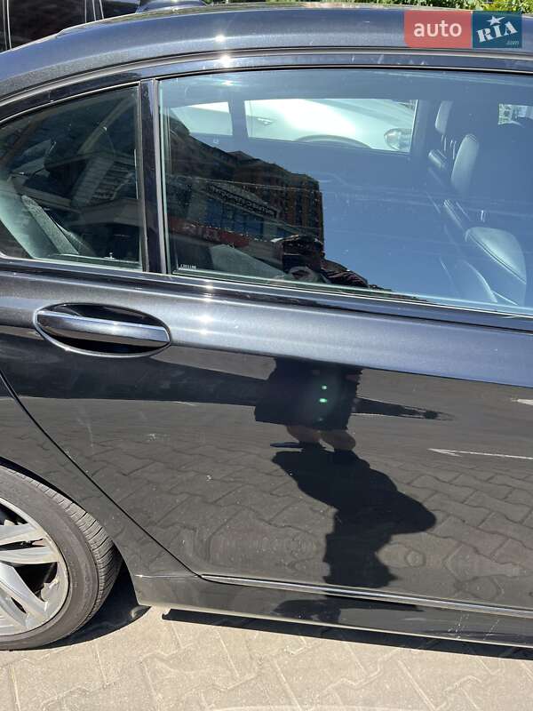 Седан BMW 7 Series 2018 в Одессе