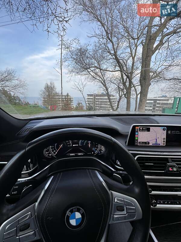 Седан BMW 7 Series 2018 в Одессе