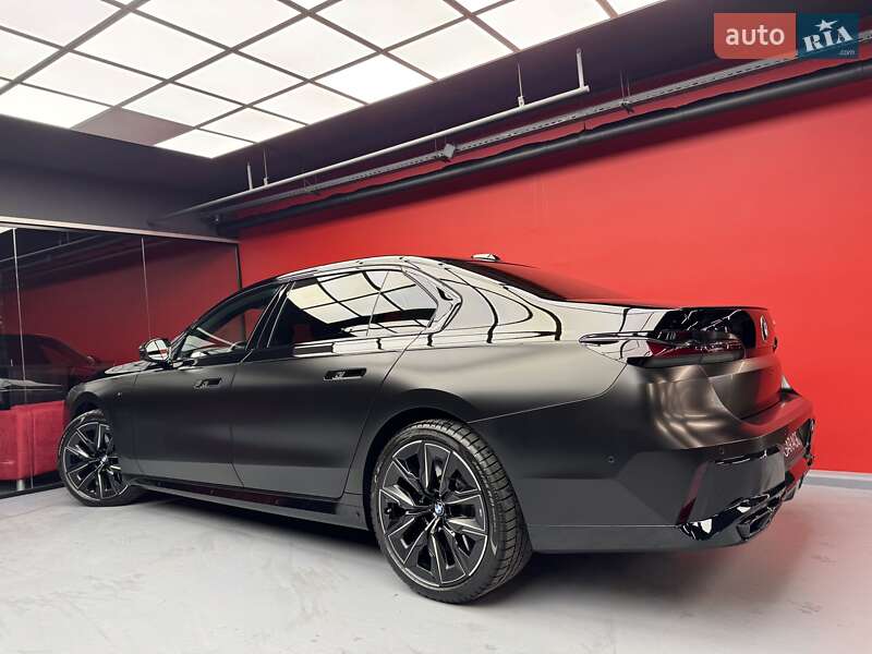 Седан BMW 7 Series 2022 в Києві