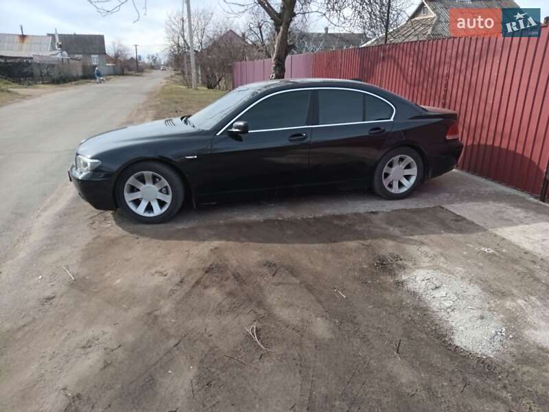 Седан BMW 7 Series 2003 в 