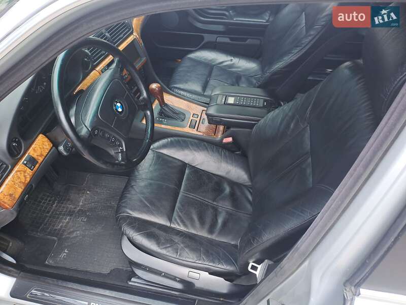 Седан BMW 7 Series 1999 в Києві