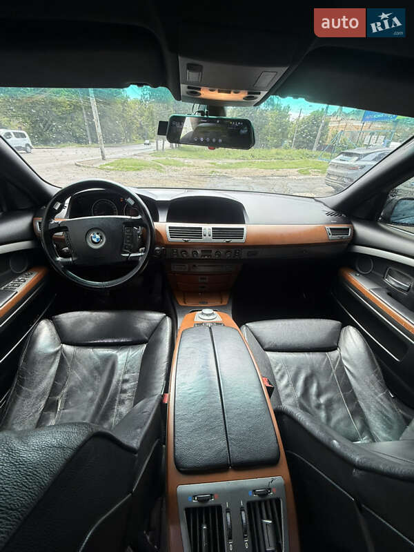 Седан BMW 7 Series 2003 в Сумах