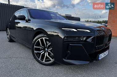 Седан BMW 7 Series 2023 в 