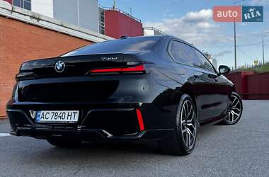 Седан BMW 7 Series 2023 в 