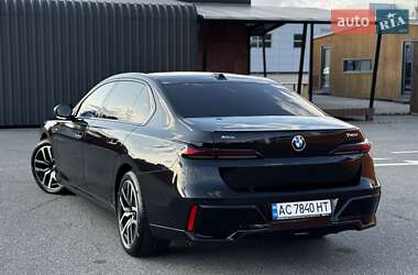 Седан BMW 7 Series 2023 в 