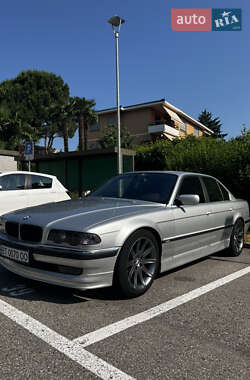 Седан BMW 7 Series 2000 в Львове