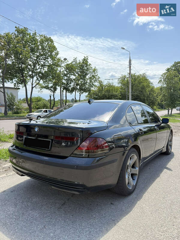 Седан BMW 7 Series 2003 в Сумах