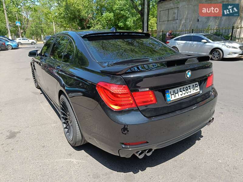 Седан BMW 7 Series 2011 в Одесі