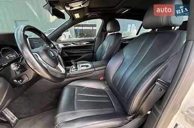 Седан BMW 7 Series 2018 в 