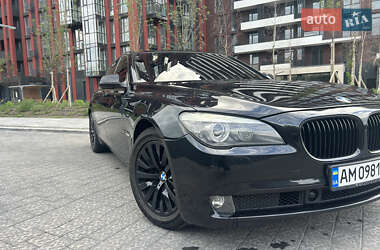 Седан BMW 7 Series 2010 в Виннице