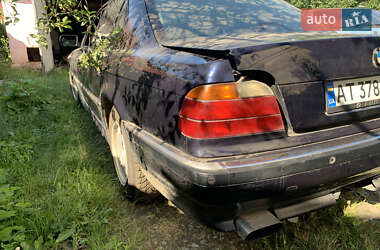 Седан BMW 7 Series 1998 в Коломые