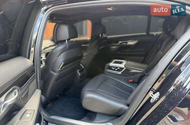 Седан BMW 7 Series 2019 в 