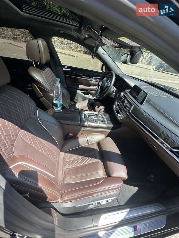 Седан BMW 7 Series 2017 в Києві