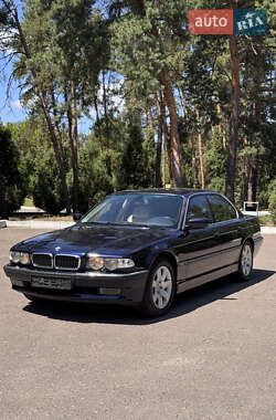 Седан BMW 7 Series 2000 в Черкассах