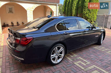 Седан BMW 7 Series 2015 в Рахові