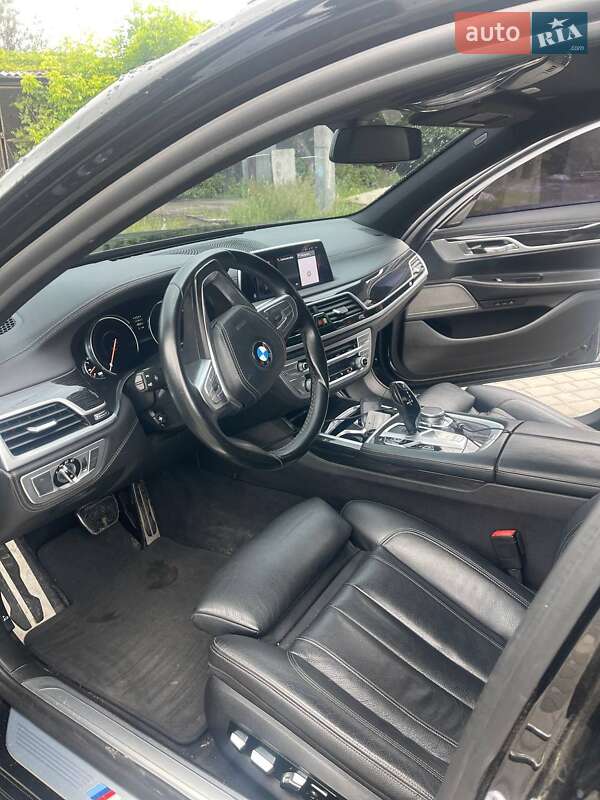 BMW 7 Series 2019