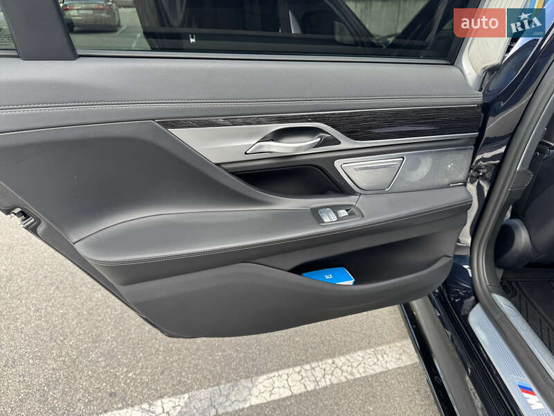 Седан BMW 7 Series 2019 в Киеве фото 13 Седан BMW 7 Series 2019 в Киеве