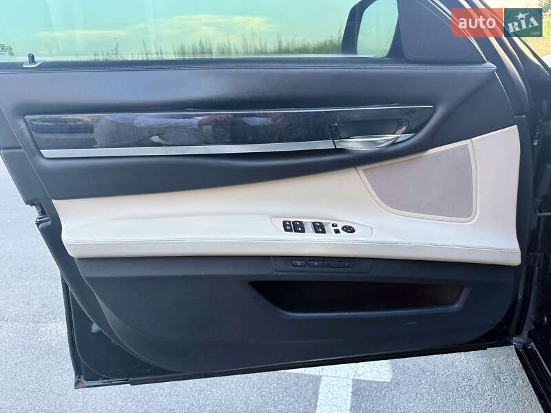 Седан BMW 7 Series 2009 в Вінниці
