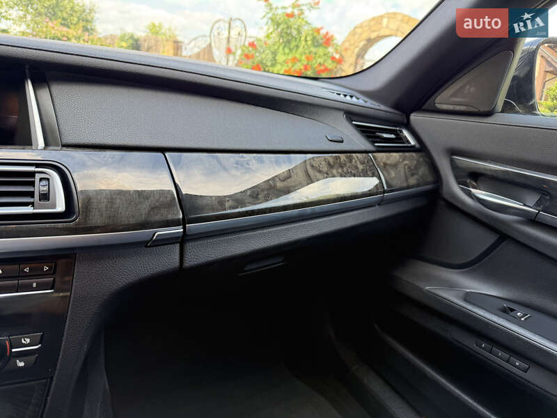 Седан BMW 7 Series 2014 в Тернополі