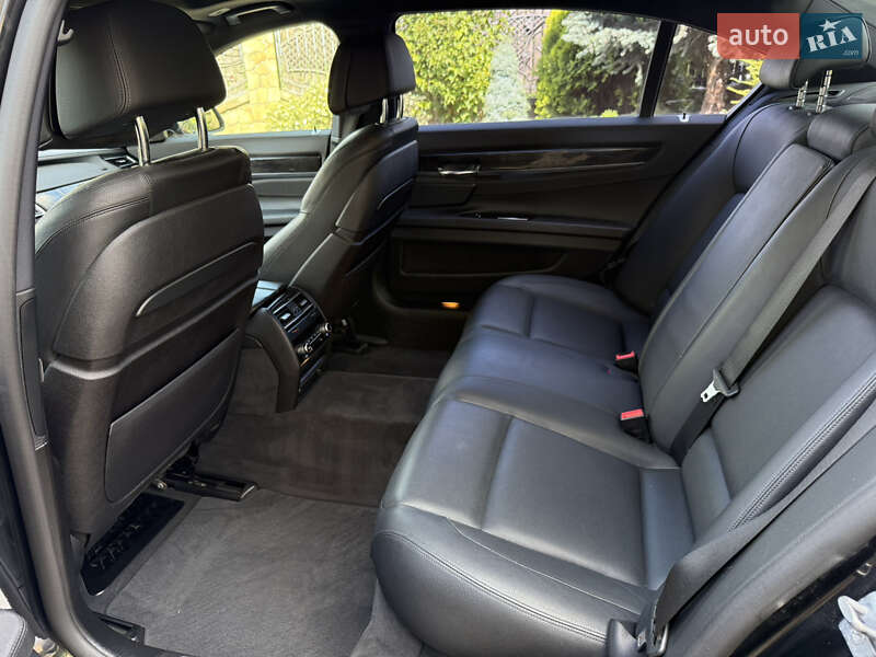 Седан BMW 7 Series 2014 в Тернополі
