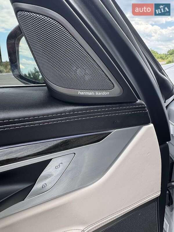 Седан BMW 7 Series 2019 в Ивано-Франковске