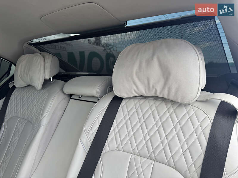 Седан BMW 7 Series 2019 в Ивано-Франковске