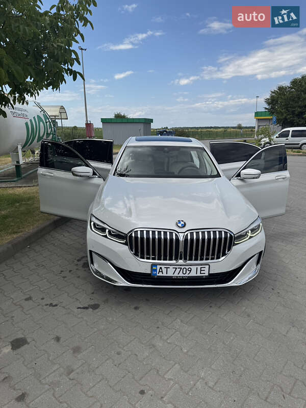 Седан BMW 7 Series 2019 в Ивано-Франковске