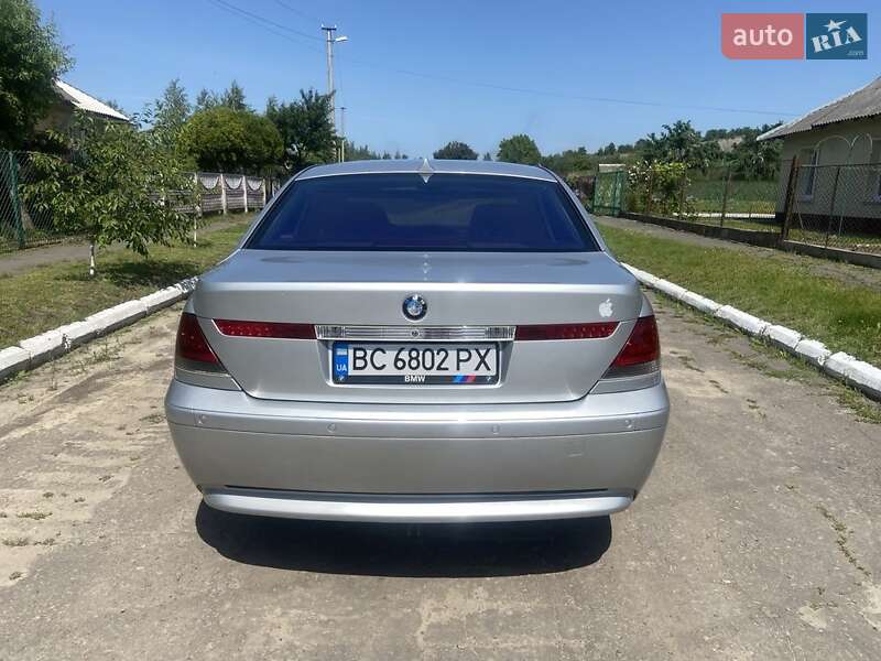 Седан BMW 7 Series 2003 в Нововолынске