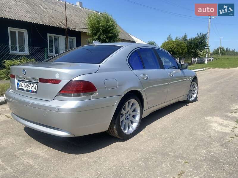 Седан BMW 7 Series 2003 в Нововолынске