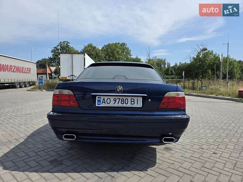 Седан BMW 7 Series 1998 в Мукачевому