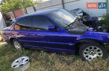 Седан BMW 7 Series 1996 в Баре