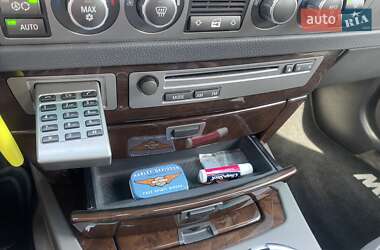 Седан BMW 7 Series 2005 в 