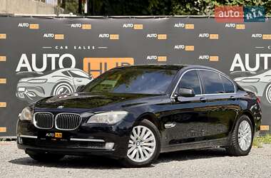 Седан BMW 7 Series 2011 в 