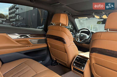 Седан BMW 7 Series 2015 в Хмельницком