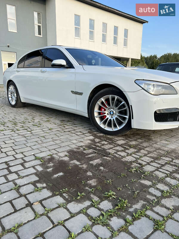Седан BMW 7 Series 2014 в Львове