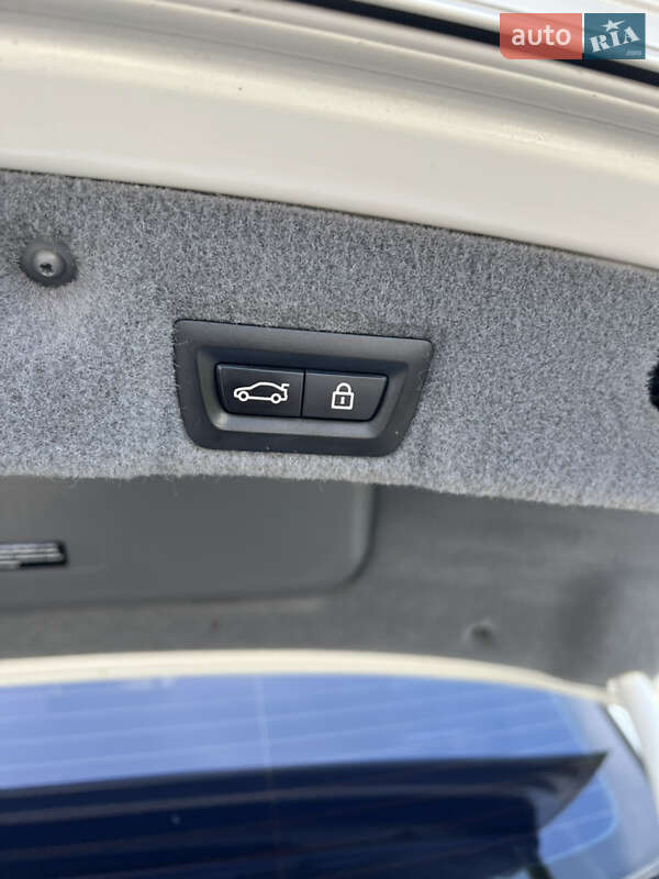 Седан BMW 7 Series 2014 в Львове