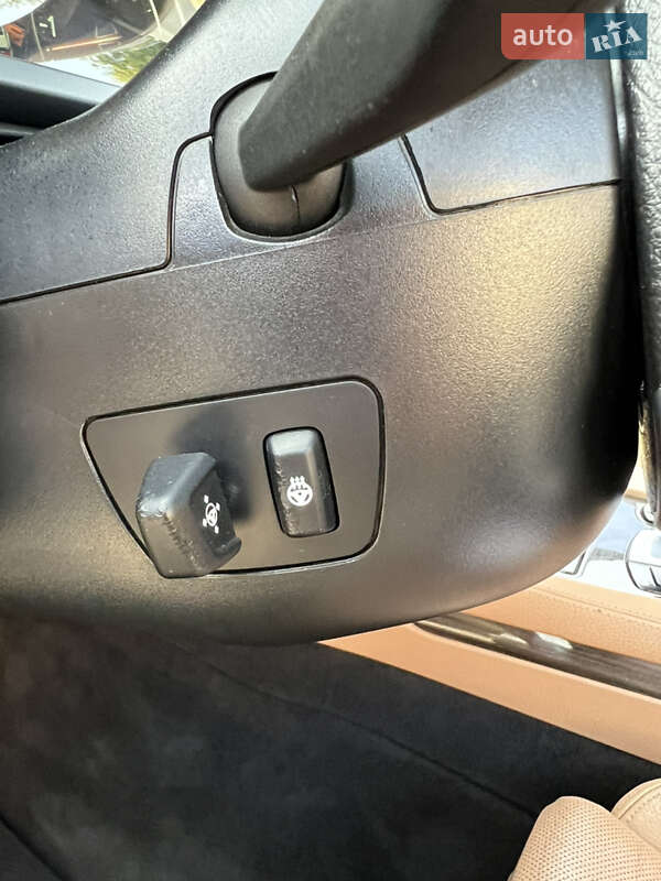 Седан BMW 7 Series 2014 в Львове