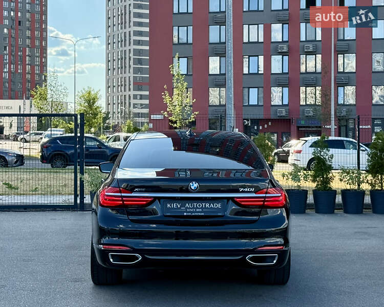 Седан BMW 7 Series 2016 в Киеве