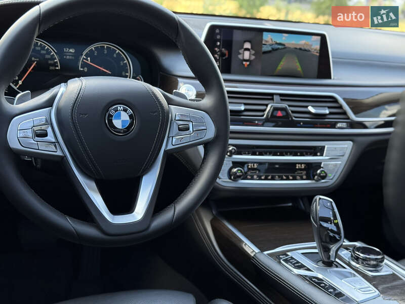 Седан BMW 7 Series 2016 в Киеве