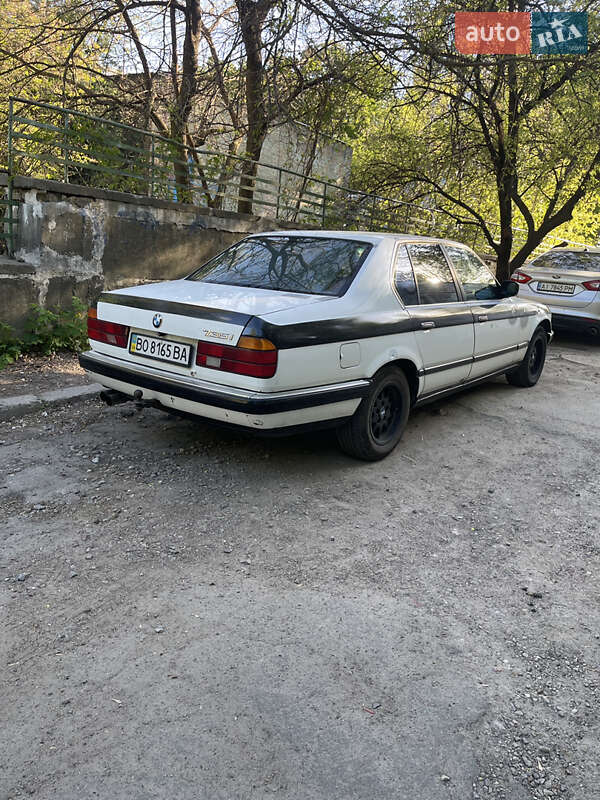 Седан BMW 7 Series 1988 в Києві