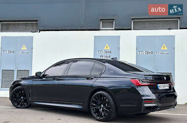 Седан BMW 7 Series 2022 в 
