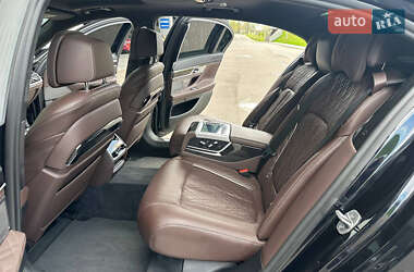 Седан BMW 7 Series 2022 в 