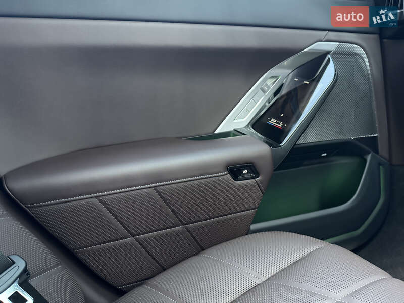 Седан BMW 7 Series 2024 в Киеве фото 38 Седан BMW 7 Series 2024 в Киеве