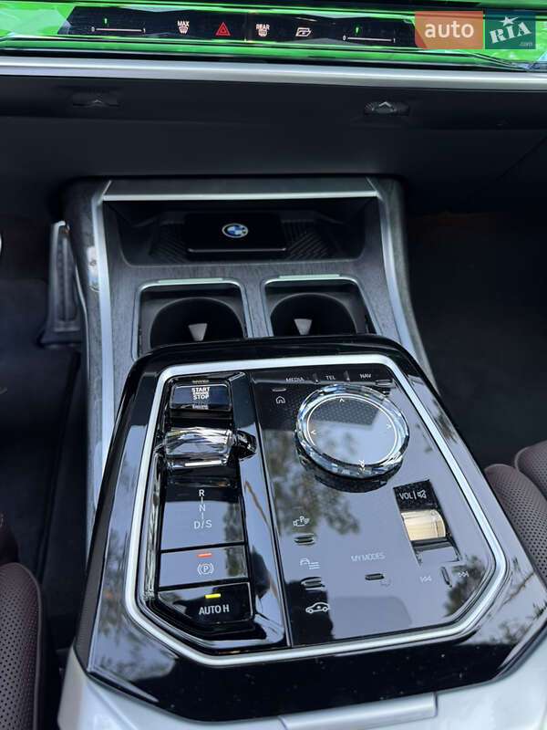 Седан BMW 7 Series 2024 в Киеве фото 48 Седан BMW 7 Series 2024 в Киеве