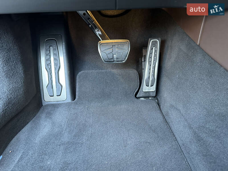 Седан BMW 7 Series 2024 в Киеве фото 57 Седан BMW 7 Series 2024 в Киеве