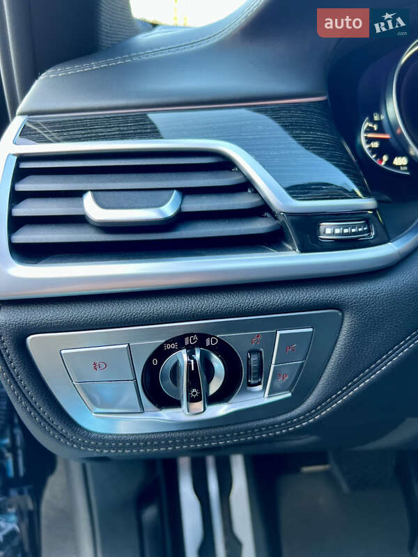 Седан BMW 7 Series 2016 в Днепре
