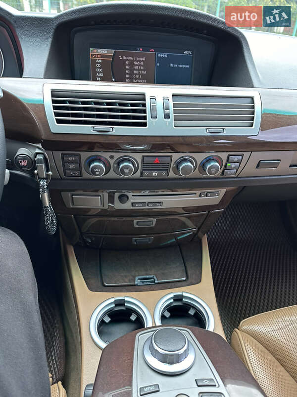 Седан BMW 7 Series 2008 в Радомышле