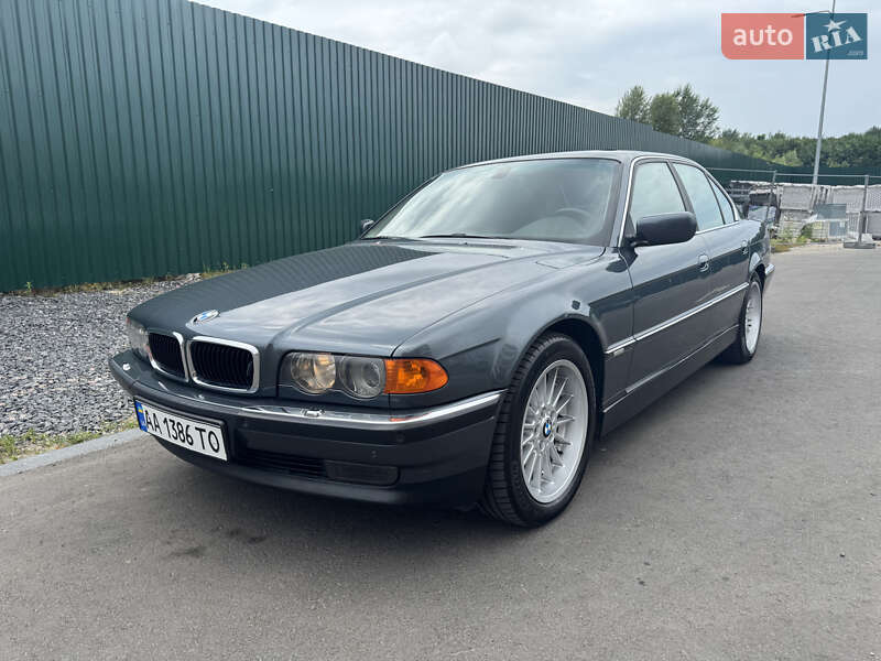 BMW 7 Series 2000
