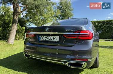 Седан BMW 7 Series 2015 в Львові
